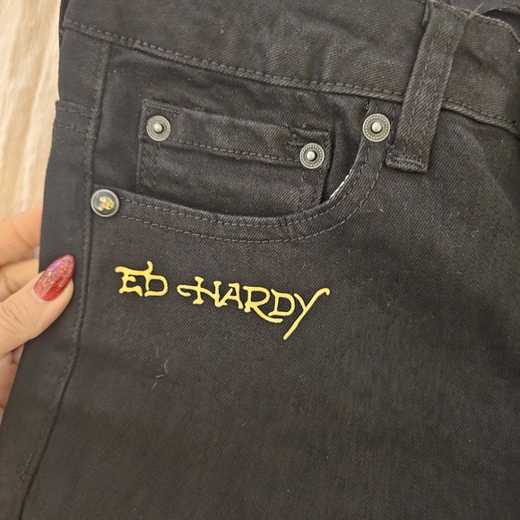 Ed Hardy Black Graphic Jeans And Scark Top - Picture 3 of 11
